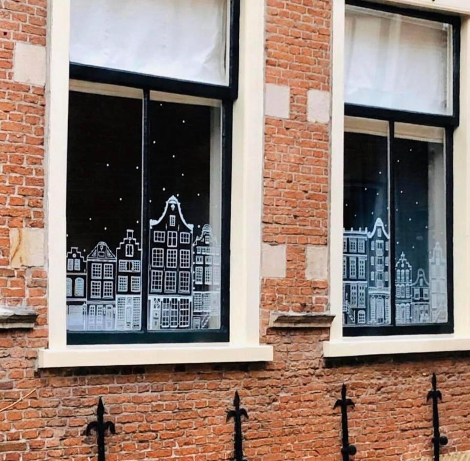 Heritage 17Th Century City Apartment Monsieur Philippe Leeuwarden Exteriör bild