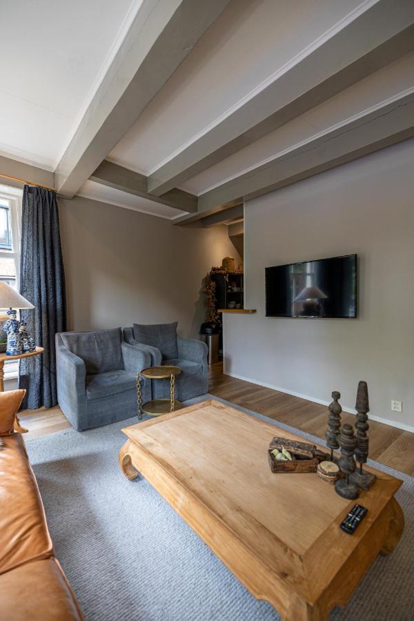 Heritage 17Th Century City Apartment Monsieur Philippe Leeuwarden Exteriör bild