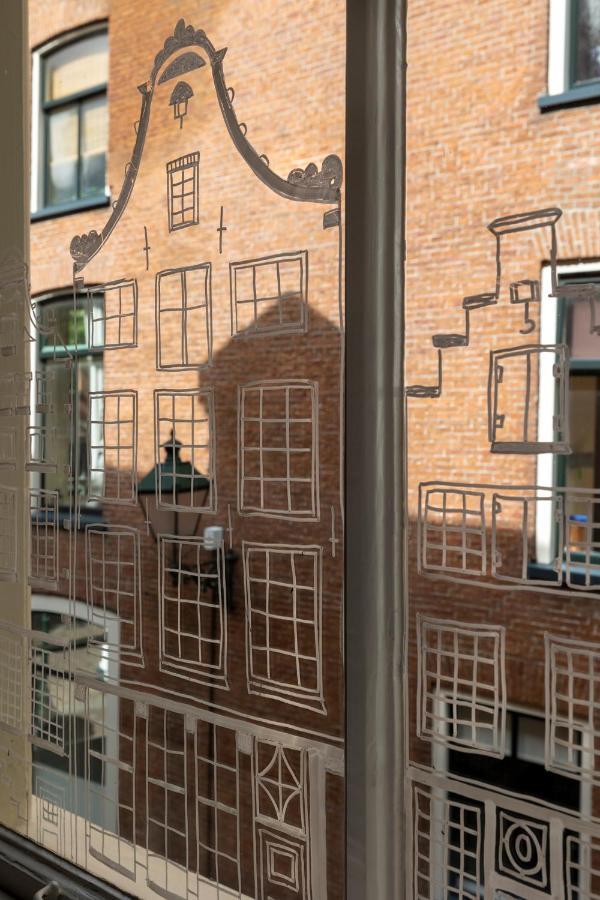 Heritage 17Th Century City Apartment Monsieur Philippe Leeuwarden Exteriör bild